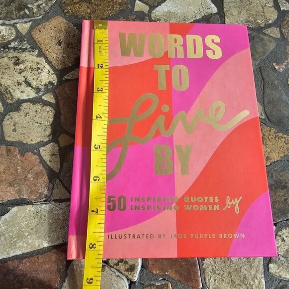 Words To Live By: 50 Inspiring Quotes By Inspiring Women, Stocking Stuffer - Picture 6 of 6